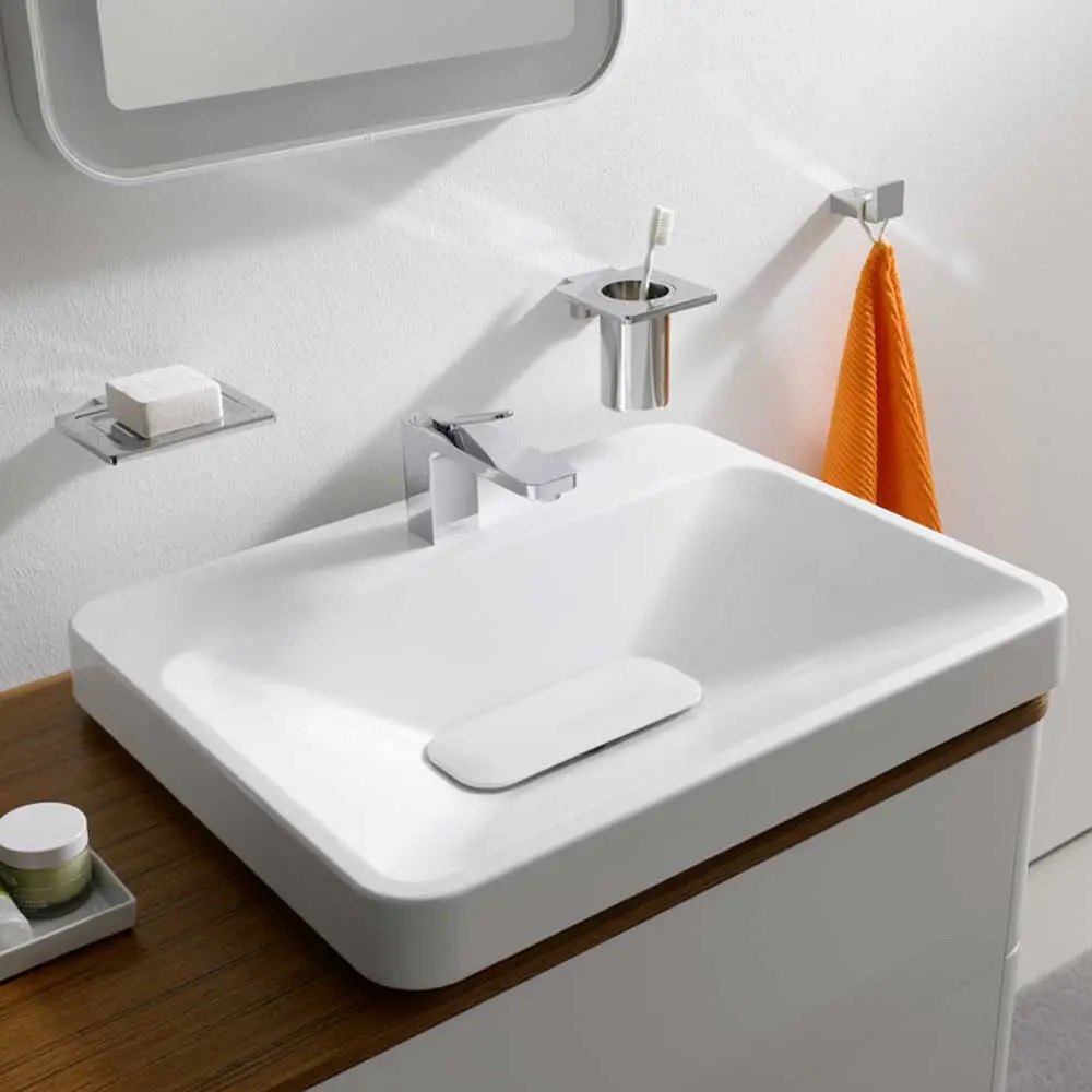 Độ bền màu và khả năng chống trầy xước